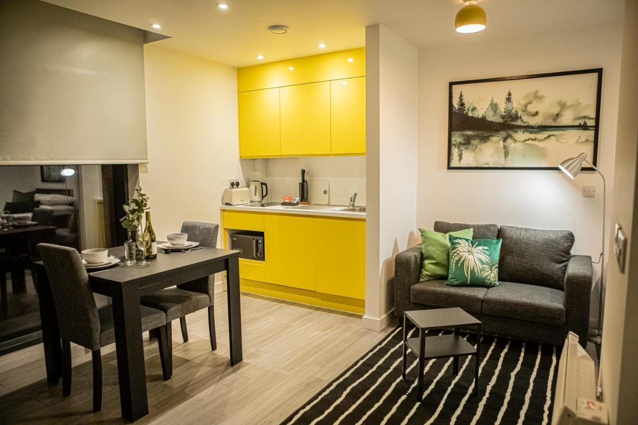 Royal Riverside Apartments Sheffield Centre - Opulent Living ภายนอก รูปภาพ
