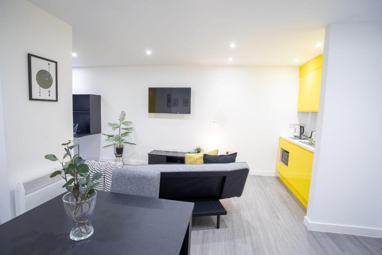 Royal Riverside Apartments Sheffield Centre - Opulent Living ภายนอก รูปภาพ